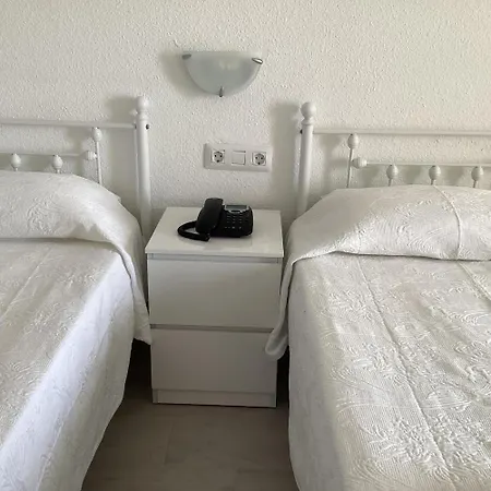 Estupendo Estudio En Castle Harbour